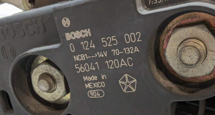  Генератор 4.7L 56041120 Jeep Grand Cherokee WG-WJ