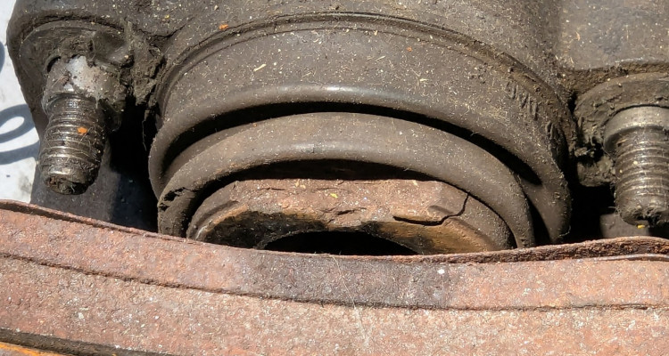  Суппорта задние (пара) дефект Jeep Grand Cherokee WG-WJ