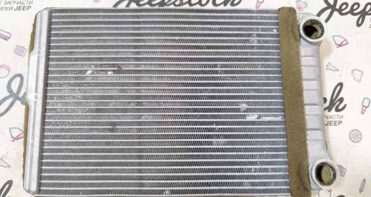  Радиатор отопителя 2 Jeep Grand Cherokee WK2