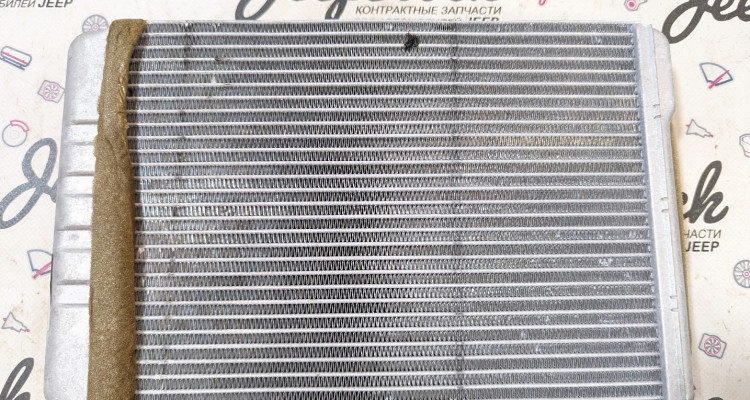  Радиатор отопителя 2 Jeep Grand Cherokee WK2