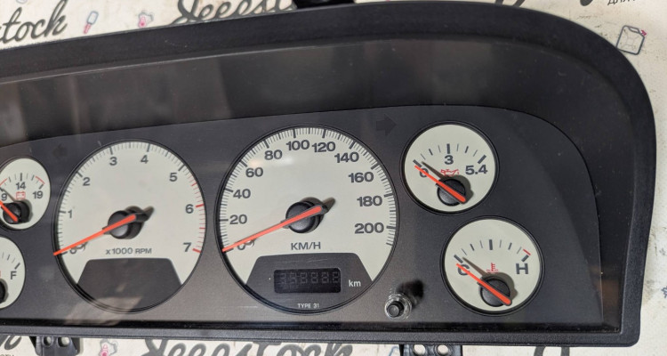  Щиток приборов 01-02г (4) Jeep Grand Cherokee WG-WJ