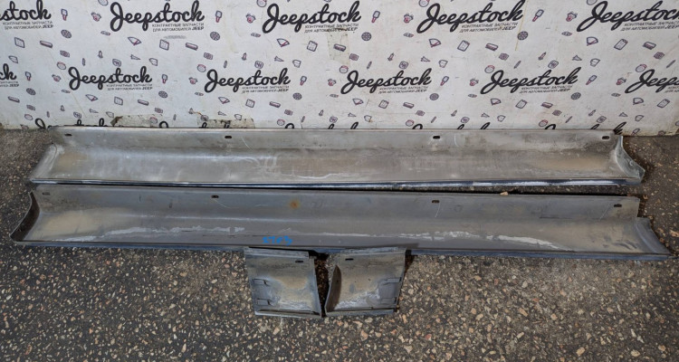  Комплект накладок на пороги Laredo (1) Jeep Grand Cherokee ZG-ZJ