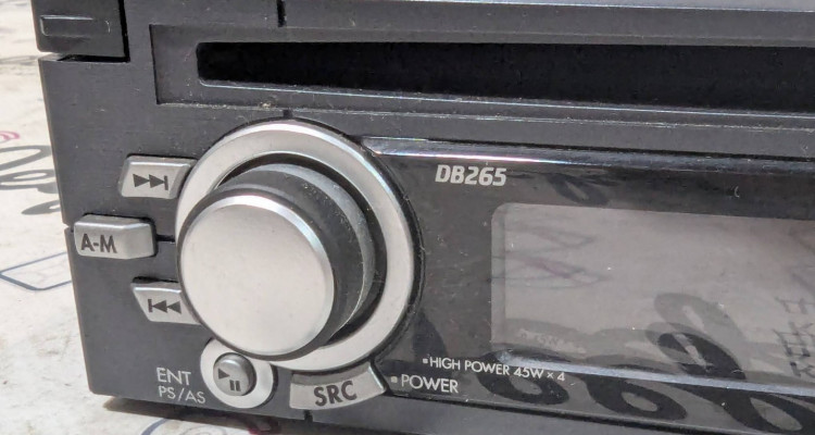  Магнитола Clarion DB265 Dodge Ram DR