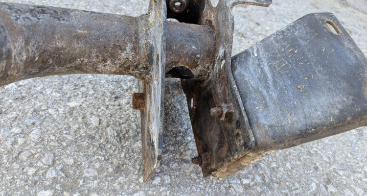  Задняя часть рамы, фаркоп 04-08 Dodge Ram DR