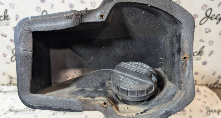  Горловина бензобака Dodge Ram DR