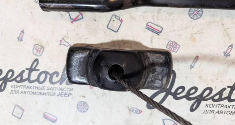  Подъемный механизм запаски Jeep Commander XK