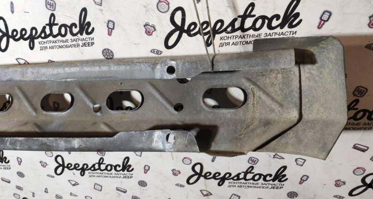  Усилитель заднего бампера (Европа) 4 Jeep Grand Cherokee ZG-ZJ