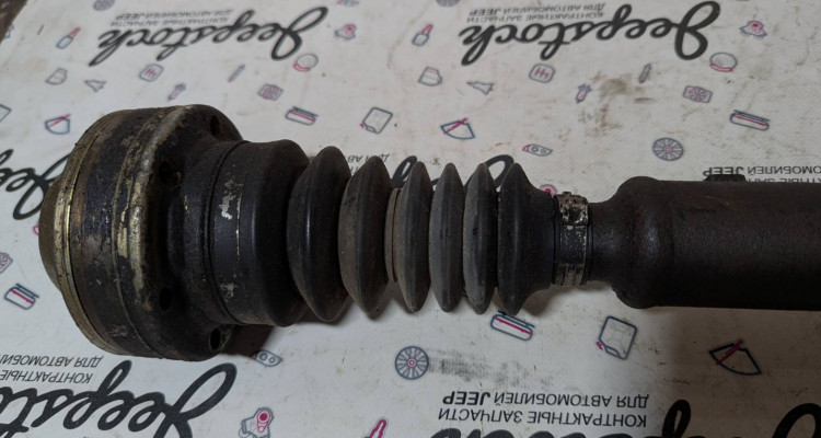  Кардан передний 4.0L (рейстайл) дефект Jeep Grand Cherokee ZG-ZJ