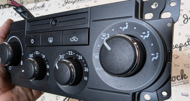  Блок климата 55111011AK Jeep Commander XK