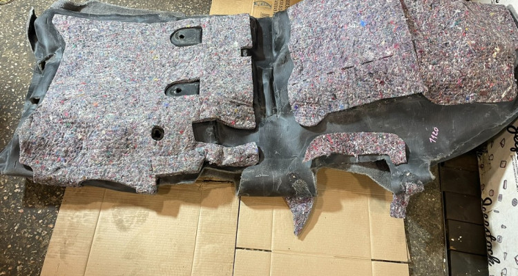  Ковровое покрытие комплект LHD (Quartz) Jeep Grand Cherokee ZG-ZJ