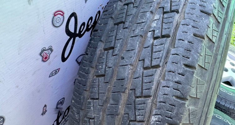 Комплект колес на 225/75/15 LAREDO Jeep Grand Cherokee ZG-ZJ, оригинальный номер производителя OEM Комплект колес на 225/75/15 LAREDO
