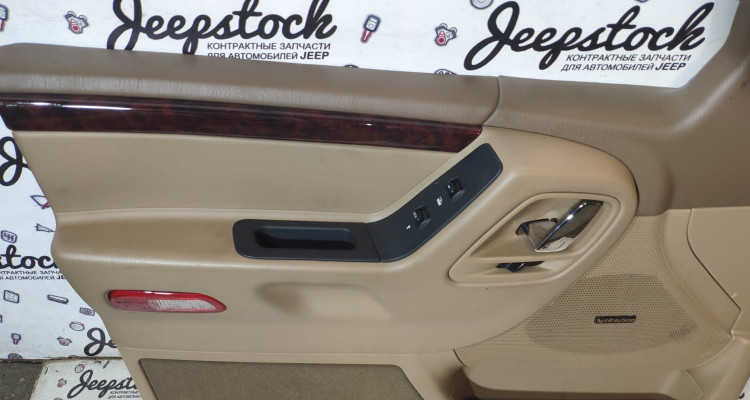 Комплект дверных карт обшивок (Sandstone) Jeep Grand Cherokee WG-WJ, оригинальный номер производителя 5GL311T5AG, 5GY611T5AK, 5GY601T5AK, 5GL301T5AG OEM Комплект дверных карт обшивок (Sandstone)