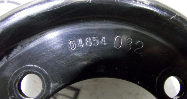 Шкив помпы 4L Jeep Grand Cherokee WG-WJ, оригинальный номер производителя 04854032 OEM Шкив помпы 4L